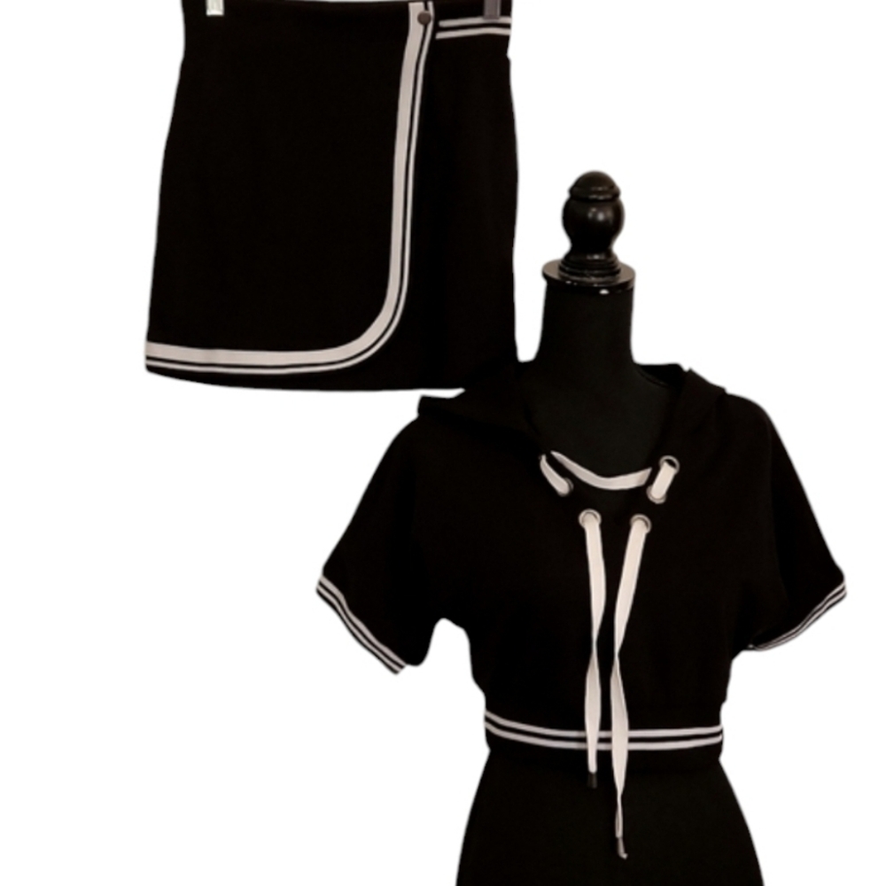 The Edit By Seventeen Lace-Up Cropped Hoodie and  Skirt top xs Skirt med.